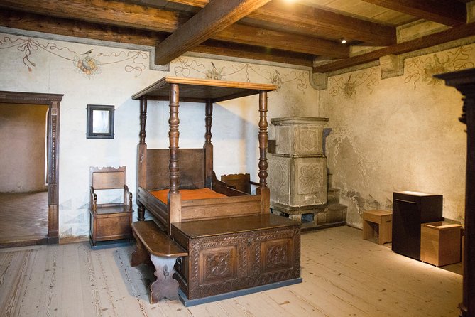 Chillon Castle Entrance Ticket in Montreux - Why This Tour is a Solid Choice in Montreux