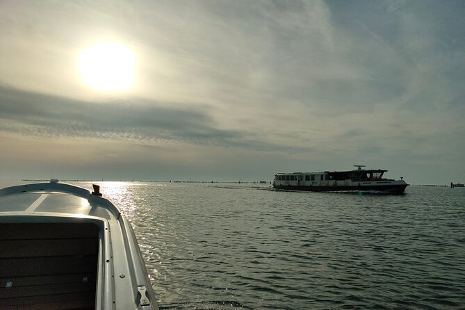 Chioggia : Tour to Pellestrina with Typical Lagoon Boat - Practical Info: Meeting Point and Booking Considerations