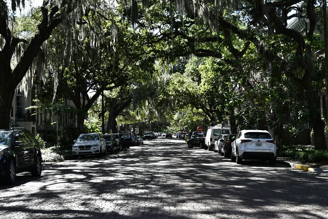 Chippewa Square to Forsyth Park: A Self-Guided Audio Tour of Savannah - Starting Point at The Independent Presbyterian Church of Savannah