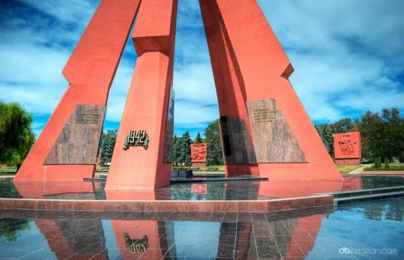 Chisinau: City Tour and Milesti Mici Winery with Tasting - Key Points