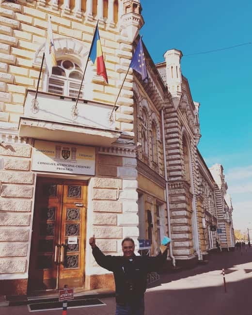 Chisinau: Discover City Highlights with a Walking Tour - Exploring Key Landmarks and Architectural Icons