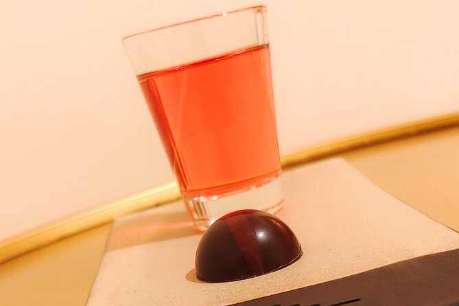 Chocolate and Jenever (Belgian Gin)Tasting in Ghent - Logistics: Meeting Point and Group Size