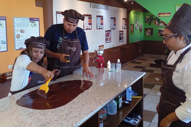 Chocolate and truffles workshop - Practical Details: Group Size, Timing, and Accessibility