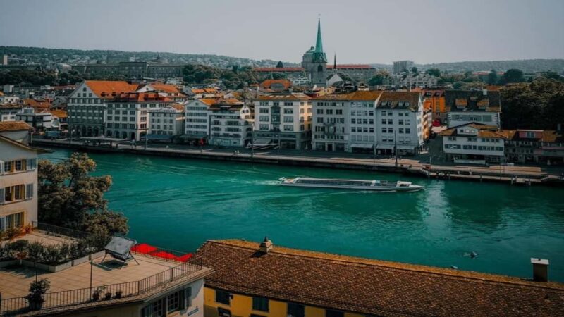 Chocolate, Art, and History walking tour of Zurich - Explore Zurich’s Chocolate, Art, and Historic Charm in Just 2 Hours