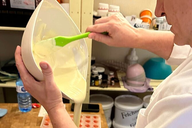 Chocolate Bonbon Making Class in Sitges - Who Should Consider This Chocolate Class?