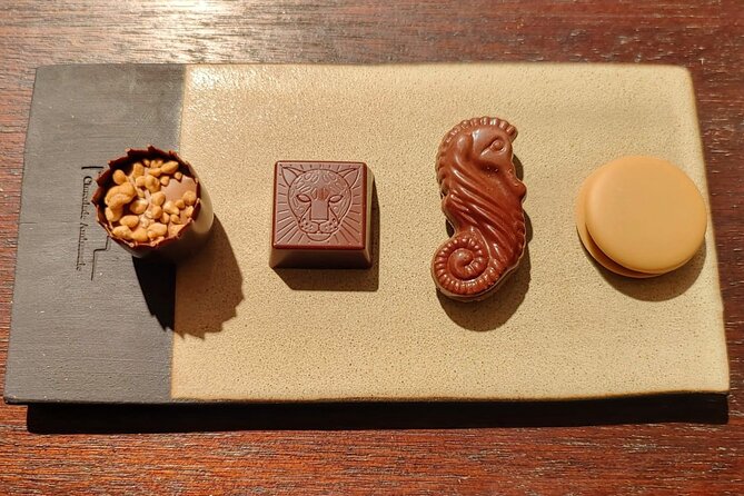 Chocolate history workshop Ghent - The Guides and Their Expertise