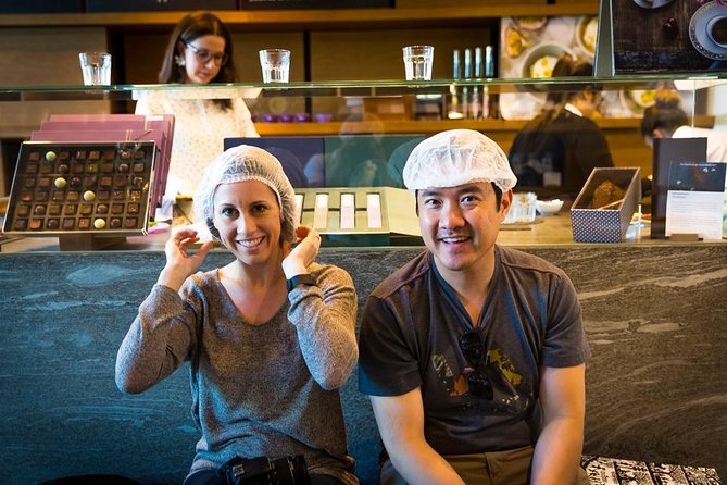 Chocolate Tasting with Lake Trip and City Tour: The Ultimate Lucerne Experience - Indulge in a 45-Minute Swiss Chocolate Tasting