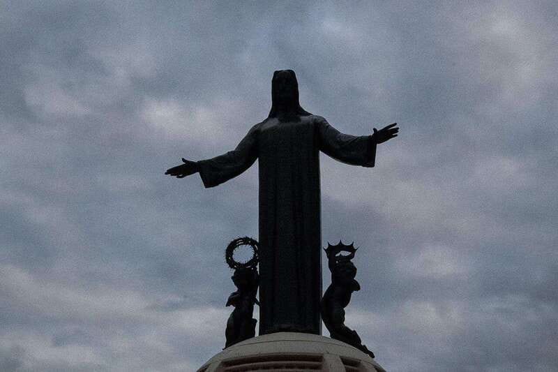 Christ the King Traveling Mummies VS El Santo and Catrinas - The Significance of the Christ the King Monument on Cerro del Cubilete