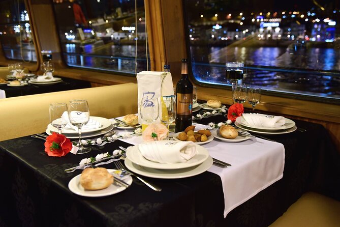 Christmas All Inclusive Dinner River Cruise with DJ on Board - Why This Christmas Cruise Stands Out