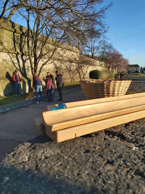 Christmas city game in Würzburg, including mulled wine and group dynamics - Key Points