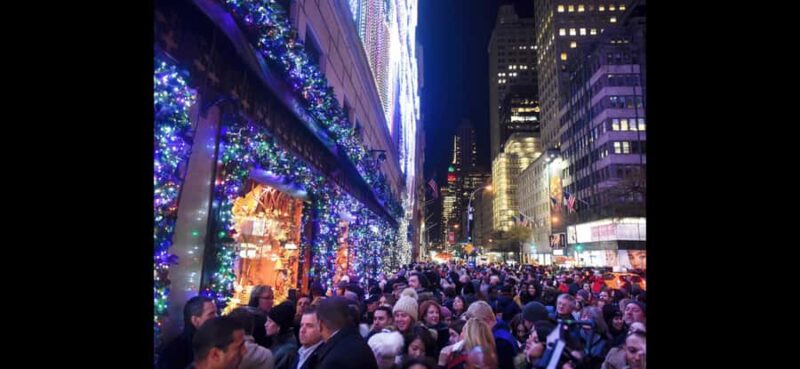 Christmas in New York: Skip-the-Line Holiday Lights Tour - Discover the Magic of New York City During the Holidays