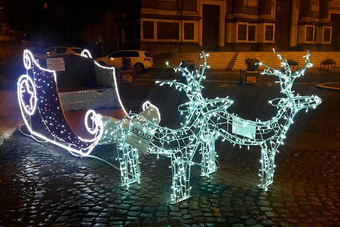 Christmas in Rome Walking Tour - Key Points