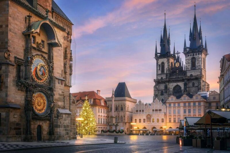 Christmas journey in Prague - Walking Tour - Guided Tour of the Old Town Bridge Tower