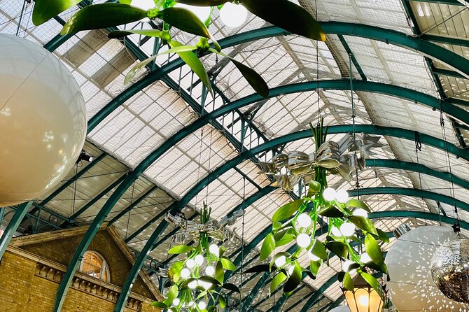 Christmas Lights and Markets Guided Walking Tour with Mulled Wine - Dickensian Alleys and Queen Victoria’s Christmas Traditions