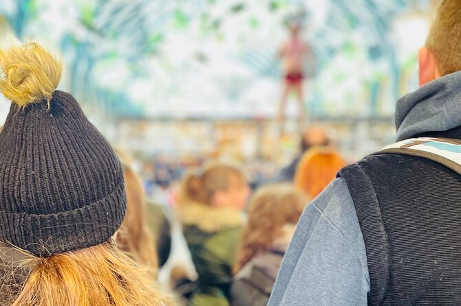 Christmas Lights and Markets Guided Walking Tour with Mulled Wine - Expert Guides Make the Difference