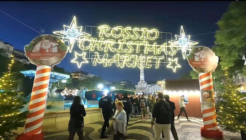 Christmas Lights in Lisbon - A Magical Tour - Visits to Lisbon’s Most Festive Squares: Rossio and Terreiro do Paço