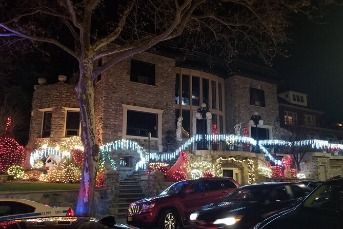 Christmas Lights Tour of Dyker Heights Brooklyn - The Transportation and Guide Experience