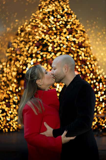 Christmas Magic Photoshoot in the Heart of Rome - Key Points
