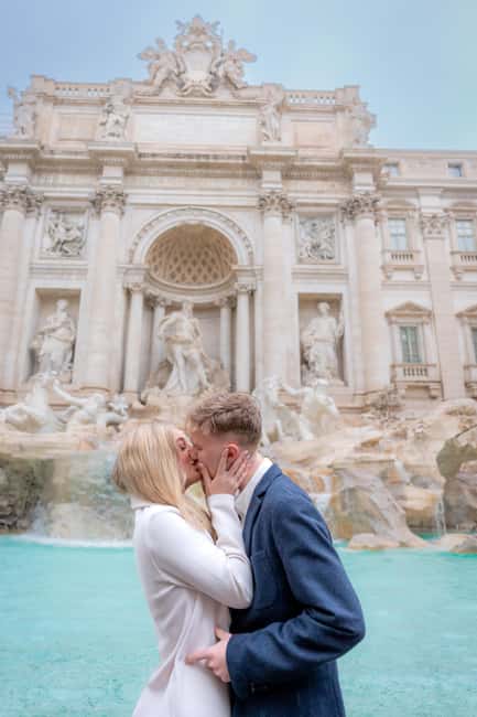 Christmas Magic Photoshoot in the Heart of Rome - Flexibility and Convenience of Booking