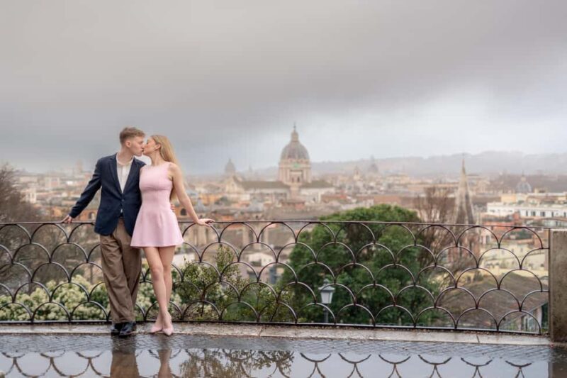 Christmas Magic Photoshoot in the Heart of Rome - Frequently Asked Questions
