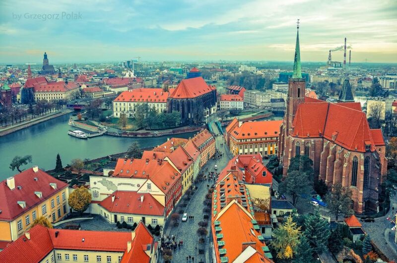 Christmas markets at Wroclaw from Prague - The Charm of Wrocław’s Dwarfs and City Scavenger Hunt