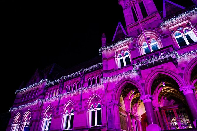 Christmas Mulled Wine Walk of Winchester - Victorian Architecture and Its Festive Transformation