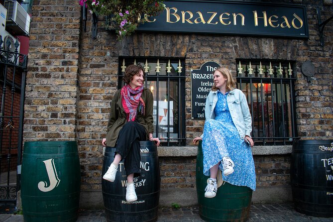 Christmas Photo Experience in Dublin - The Start at Dublin’s Iconic General Post Office on O’Connell Street