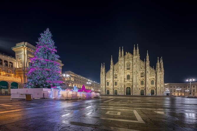 Christmas Time in Milan Walking Tour - Discovering the Villaggio delle Meraviglie