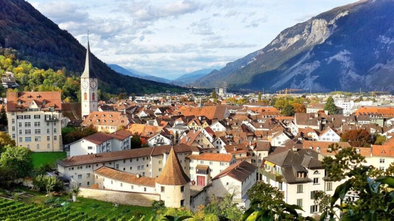 Chur: Capture the most Photogenic Spots with a Local - Key Points
