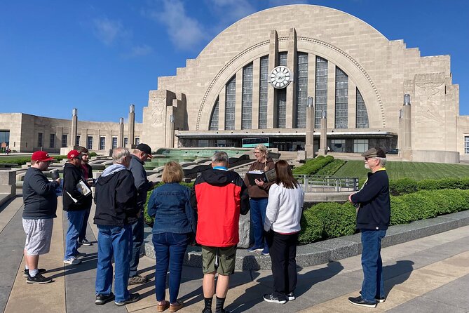 Cincinnati Ballparks & Breweries Bus Tour - Starting Point at Cincinnati’s Riverfront