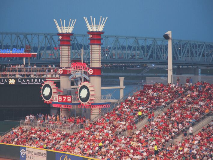 Cincinnati: Cincinnati Reds Baseball Game Ticket - Experience the Excitement of a Cincinnati Reds Baseball Game