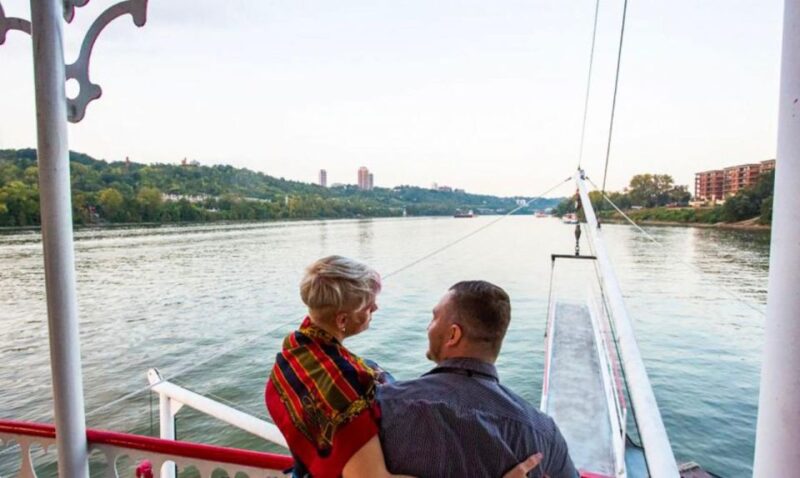 Cincinnati: Dixieland Jazz Brunch Cruise - Scenic Views of Cincinnati from the Ohio River