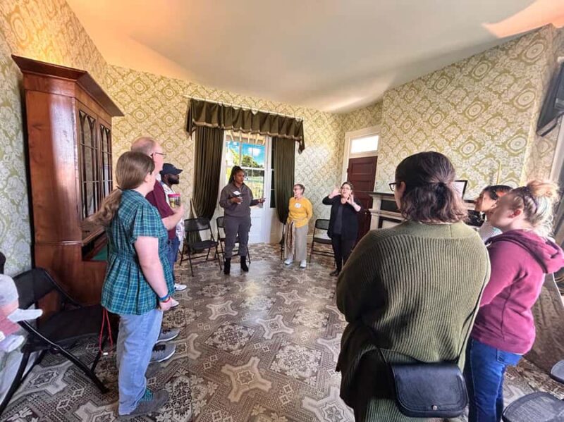Cincinnati: Harriet Beecher Stowe House Guided Tour - Explore Cincinnati’s Harriet Beecher Stowe House in Just One Hour