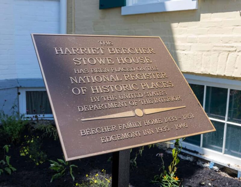 Cincinnati: Harriet Beecher Stowe House Guided Tour - Key Points