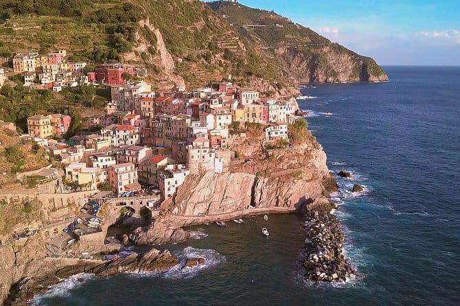 Cinque Terre Full Day Discovery: Escorted Round Trip by Bus from Florence - Comfortable Coach Ride from Florence to Cinque Terre