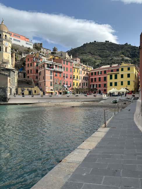 Cinque Terre: Full-Day Private Tour from Florence - Walking Through Corniglia’s Narrow Streets