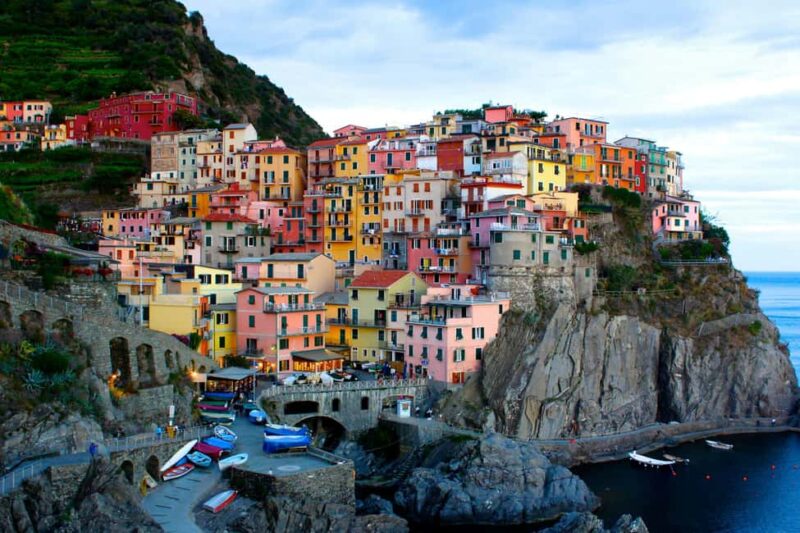 Cinque Terre: Small Group Tour with Limoncino Tasting - Exploring Vernazza’s Medieval Charm