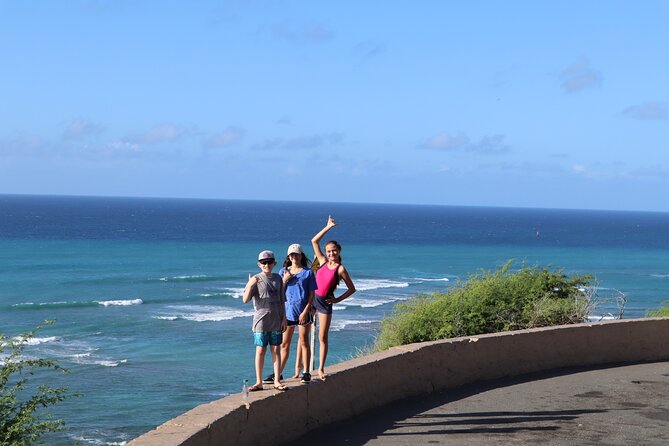 Circle Island Tour with Snorkeling & Turtles - Pali Lookout and Windswept Views