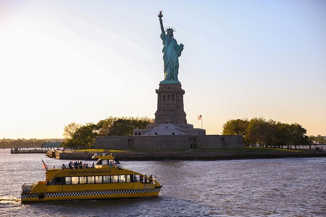 Circle Line: New York City Statue of Liberty Super Express Cruise - Comfort and Amenities Onboard