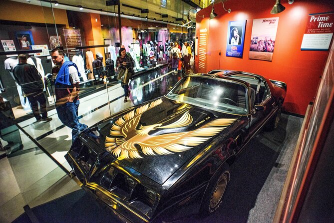 Circle Pass: Johnny Cash, Trolley Tour, Ryman, Ole Smoky, & More - Tasting the Spirit of Nashville at Ole Smoky