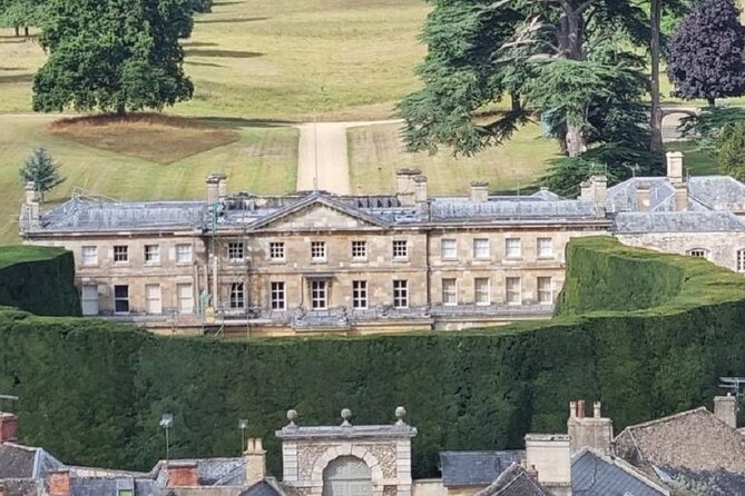 Cirencesters Tall Tales and Hidden History: A Self-Guided Audio Tour - Key Points