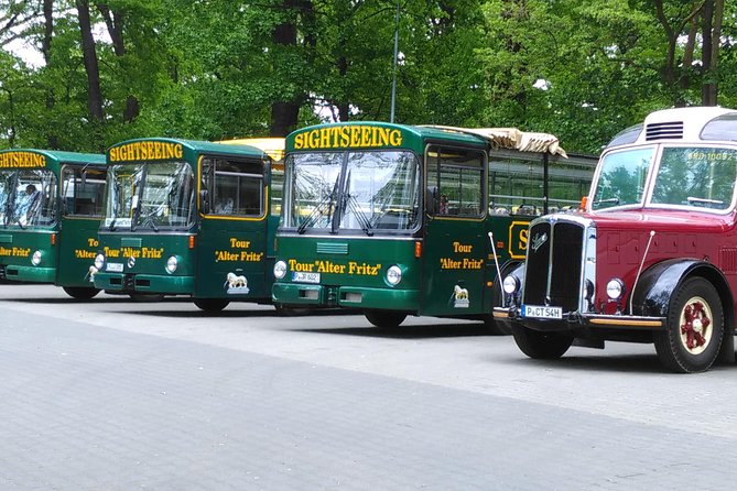 City and Palaces Tour Potsdam - Stadt- und Schloesserrundfahrt Potsdam - Starting Point at Bahnhofspassagen Potsdam