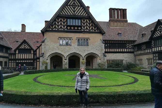 City and Palaces Tour Potsdam - Stadt- und Schloesserrundfahrt Potsdam - Practicalities of the Meeting Point and Group Size