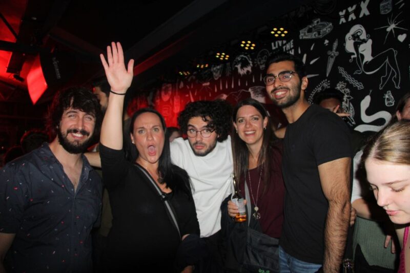 City Centre and Red Light Pub Crawl: 2 Night Pass - Meeting Points and Starting Times in Amsterdam