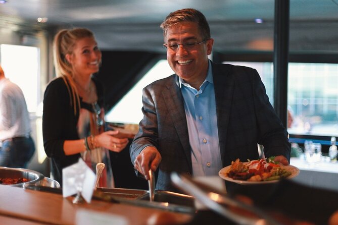 City Cruises Baltimore: Signature Dinner Cruise - Crew and Service Quality