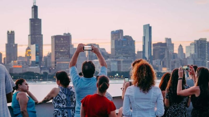 City Cruises Chicago: Premier Lunch or Dinner Cruise - The Ship and Its Elegant Atmosphere