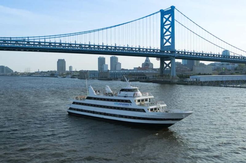 City Cruises Philadelphia: Buffet Brunch/Lunch/Dinner Cruise - Starting Point at Penns Landing