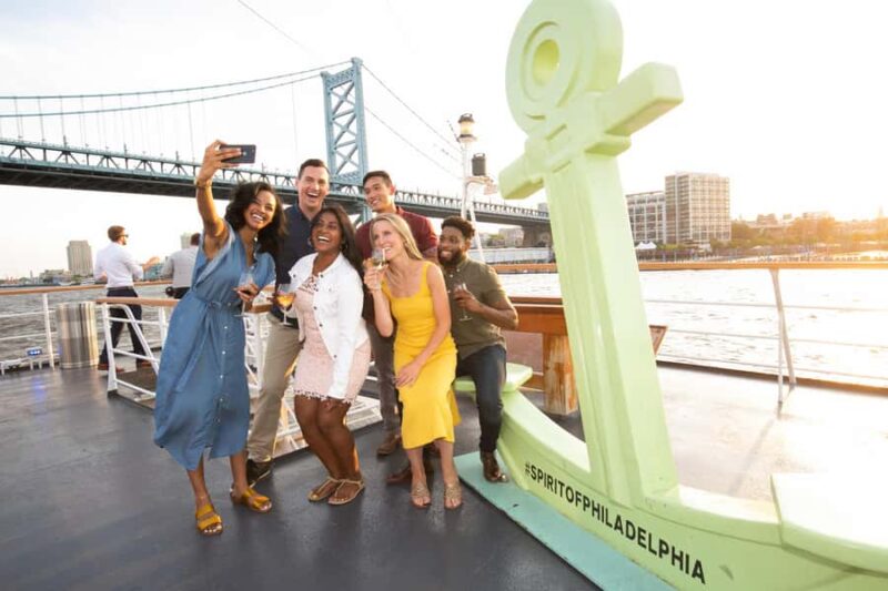 City Cruises Philadelphia: Buffet Brunch/Lunch/Dinner Cruise - The Allure of the Water and Scenic Views