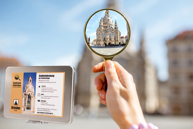 City game scavenger hunt Dresden old town - independent city tour - Starting Point at the Semperoper Dresden