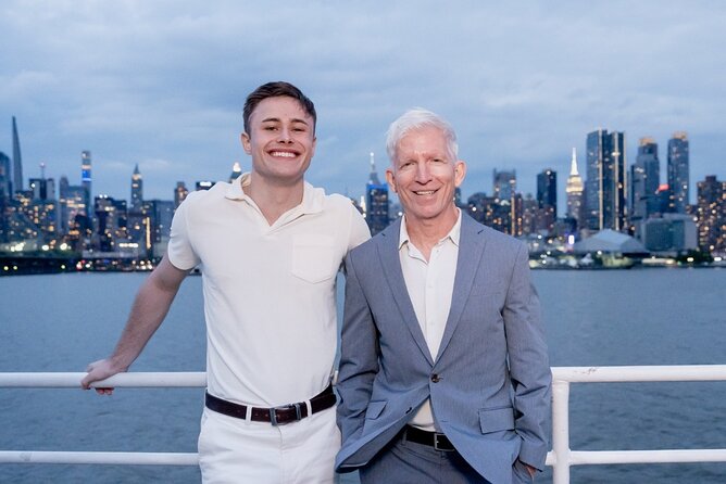 City Lights Cruise Experience the Skyline in Sparkling Lights - Navigating Past the Historic Colgate Clock